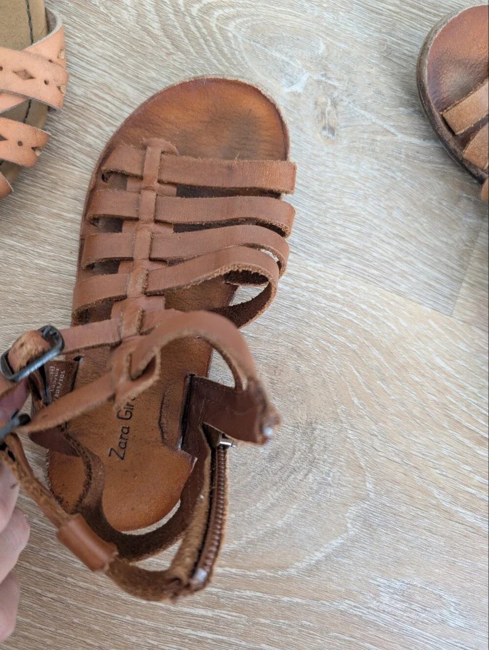 ✨4 for 12 Tan/Brown Sandal Bundle, Size 9